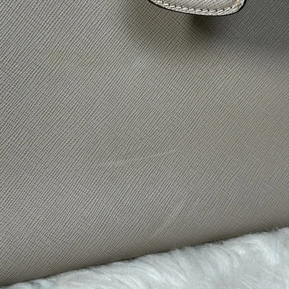 💯Authentic PRADA Saffiano Leather Medium Top Handle Tote Bag🍀 - Picture 7 of 17